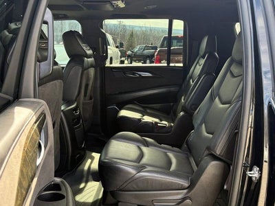 2018 Cadillac Escalade ESV Platinum