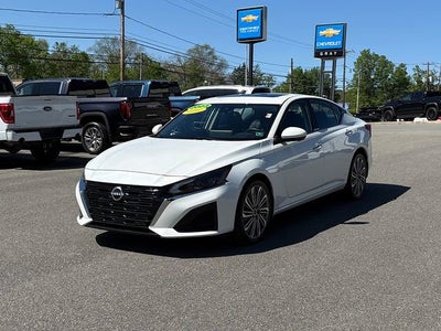 2023 Nissan Altima SL Intelligent AWD
