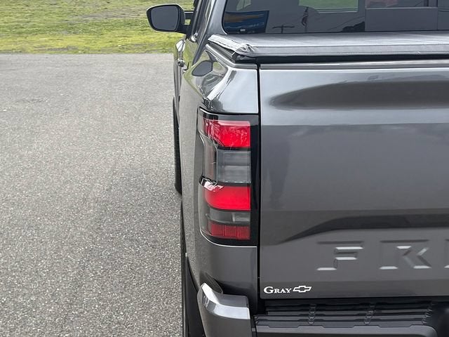 2024 Nissan Frontier SL