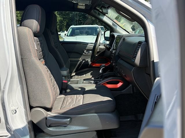 2023 Nissan Frontier Crew Cab PRO-4X 4x4