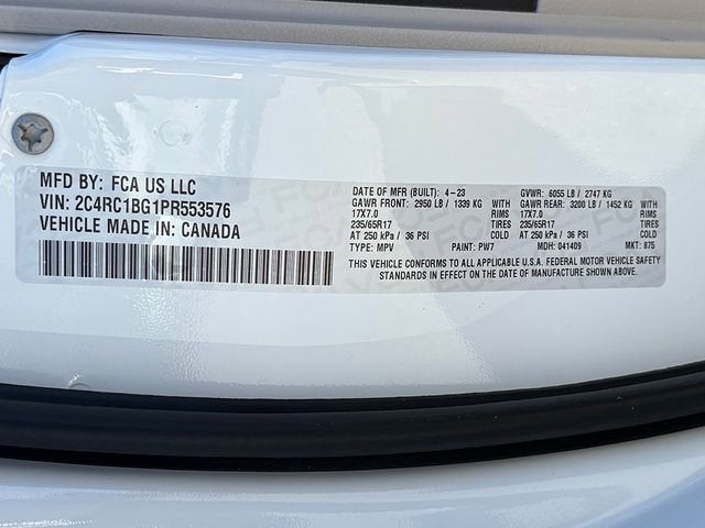 2023 Chrysler Pacifica Touring L