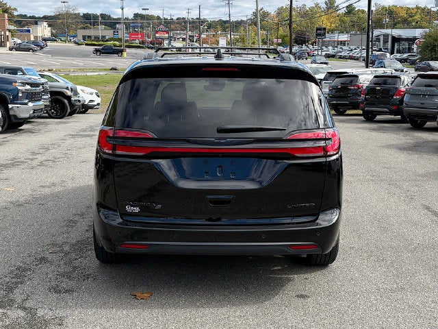 2025 Chrysler Pacifica Limited