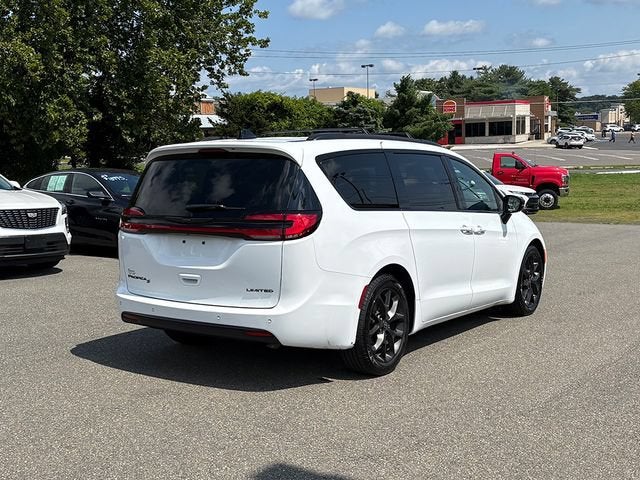 2025 Chrysler Pacifica Limited