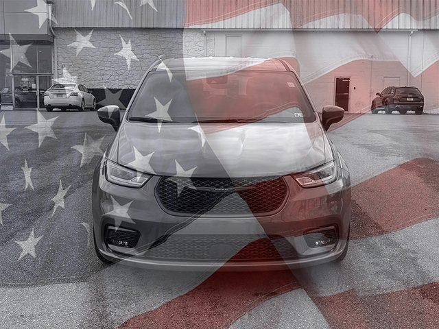 2023 Chrysler Pacifica Hybrid Touring L