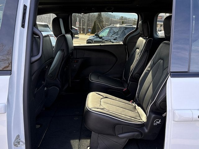 2026 Chrysler Pacifica PACIFICA LIMITED AWD