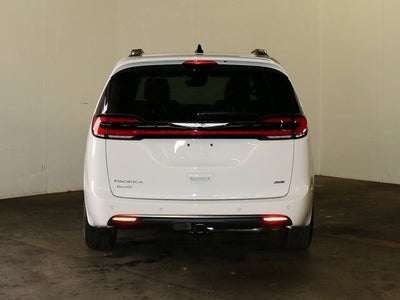 2024 Chrysler Pacifica PACIFICA PINNACLE AWD