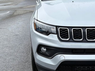 2024 Jeep Compass Latitude Lux