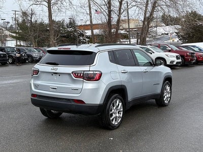 2024 Jeep Compass Latitude Lux
