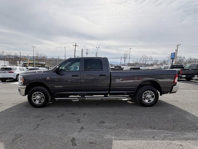 2022 RAM 3500 Tradesman Crew Cab 4x4 8' Box