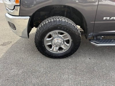 2022 RAM 3500 Tradesman Crew Cab 4x4 8' Box
