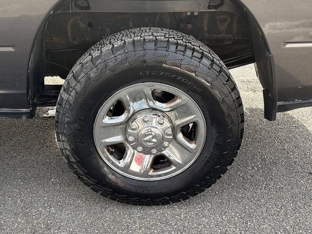 2022 RAM 3500 Tradesman Crew Cab 4x4 8' Box