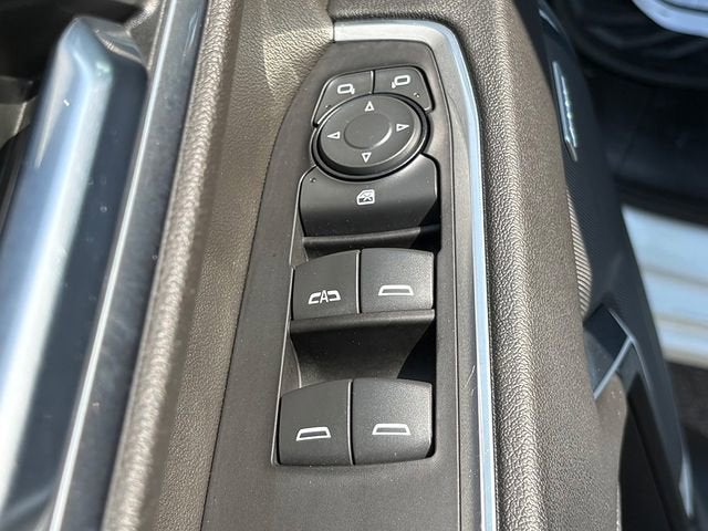 2022 Chevrolet Silverado 1500 4WD Crew Cab Short Bed RST