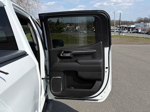 2022 Chevrolet Silverado 1500 4WD Crew Cab Short Bed RST