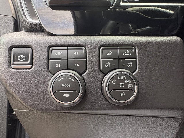 2026 Chevrolet Silverado 1500 4WD Crew Cab Short Bed LT Trail Boss