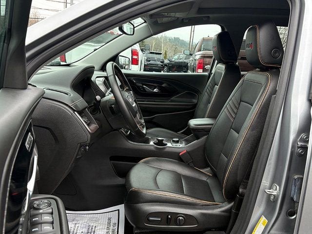2024 GMC Terrain AWD AT4