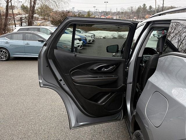 2024 GMC Terrain AWD AT4