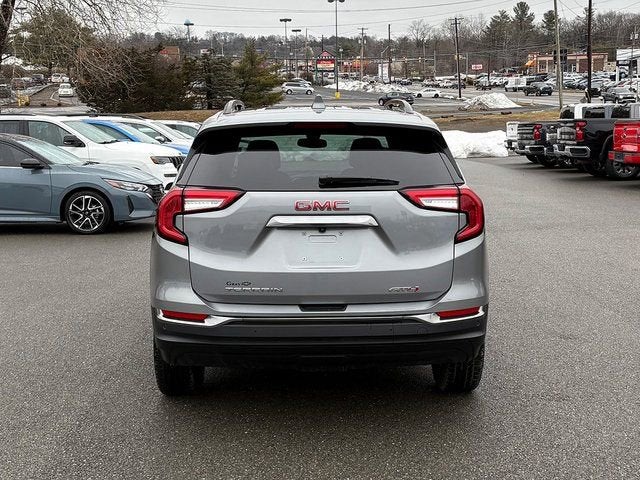 2024 GMC Terrain AWD AT4