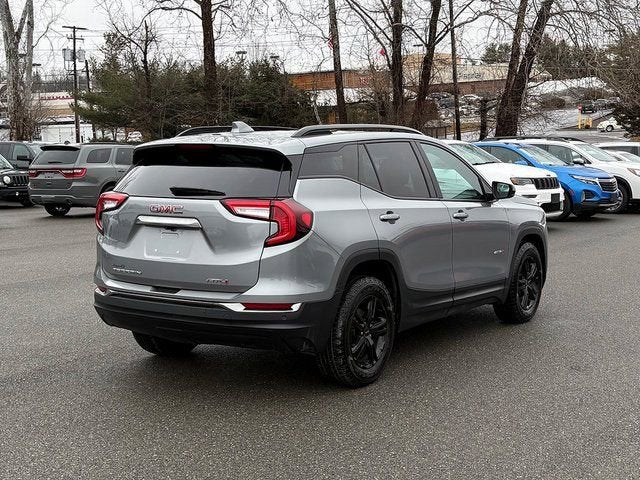 2024 GMC Terrain AWD AT4