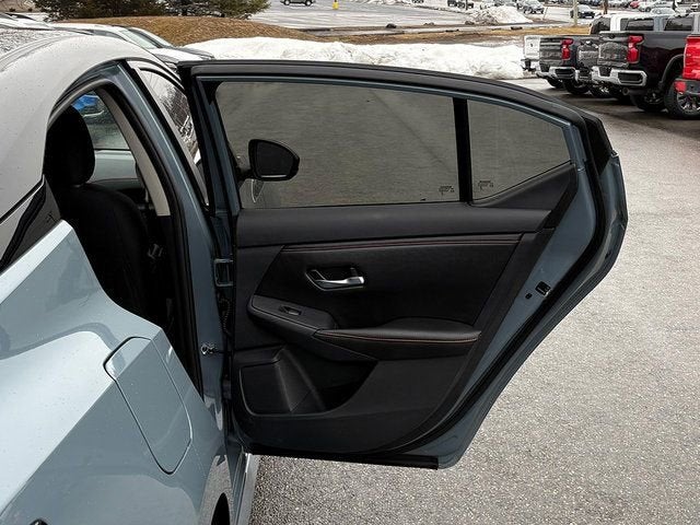 2025 Nissan Sentra SR