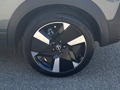 2025 Nissan Kicks SR Intelligent AWD