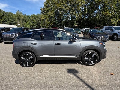 2025 Nissan Kicks SR Intelligent AWD