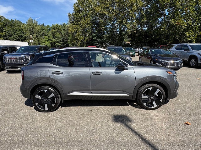 2025 Nissan Kicks SR Intelligent AWD