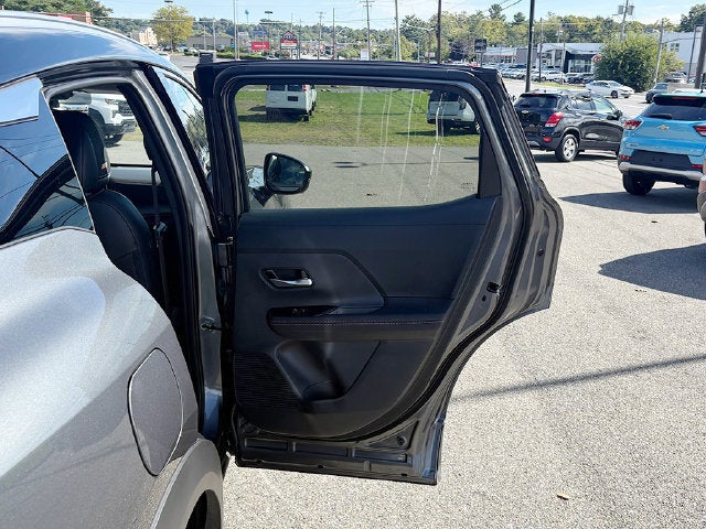 2025 Nissan Kicks SR Intelligent AWD