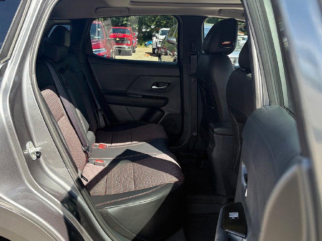 2025 Nissan Kicks SR Intelligent AWD