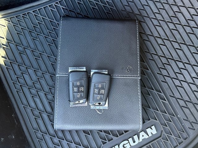 2022 Volkswagen Tiguan 2.0T SEL R-Line