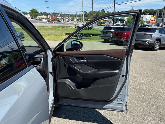2023 Nissan Rogue SL Intelligent AWD