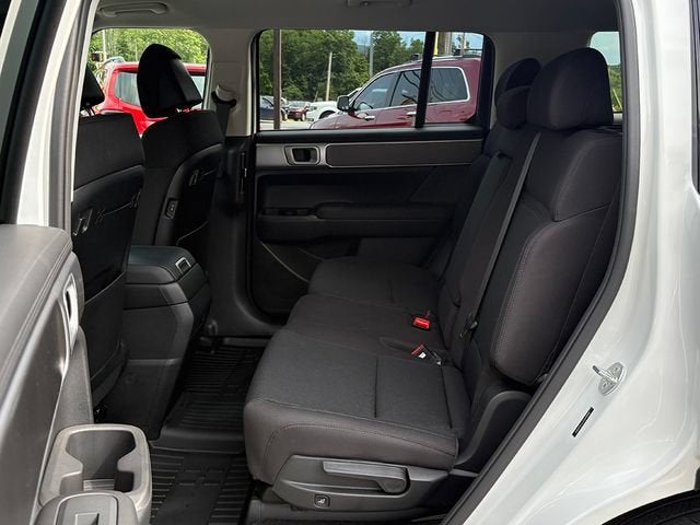 2025 Hyundai Santa Fe SE