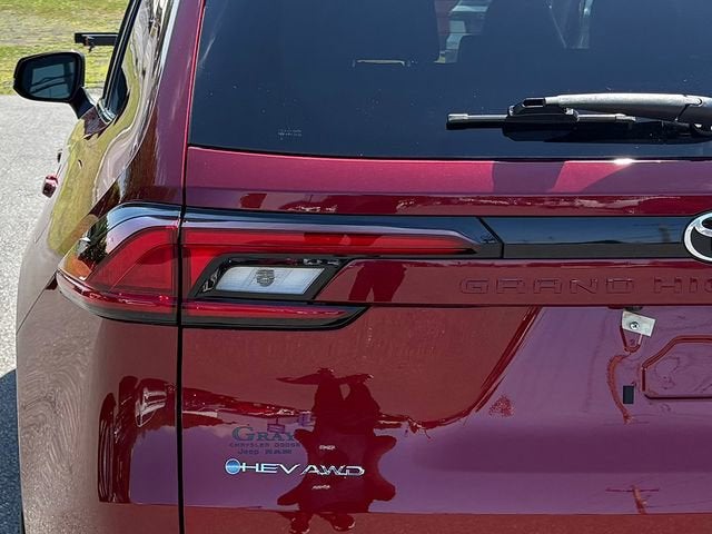 2026 Toyota Grand Highlander Hybrid Limited