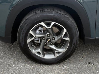 2025 Chevrolet Trax FWD LT