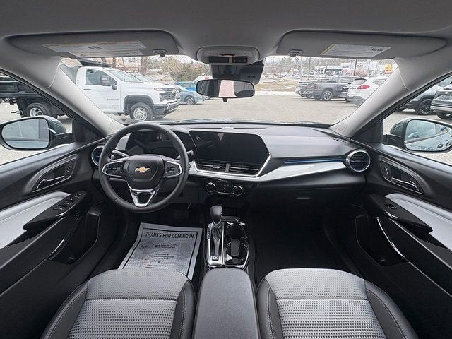 2025 Chevrolet Trax FWD LT