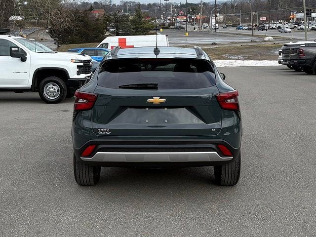 2025 Chevrolet Trax FWD LT