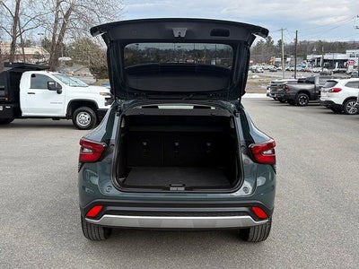 2025 Chevrolet Trax FWD LT