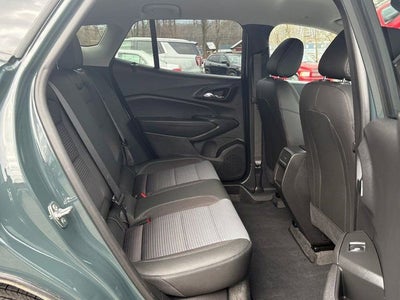 2025 Chevrolet Trax FWD LT