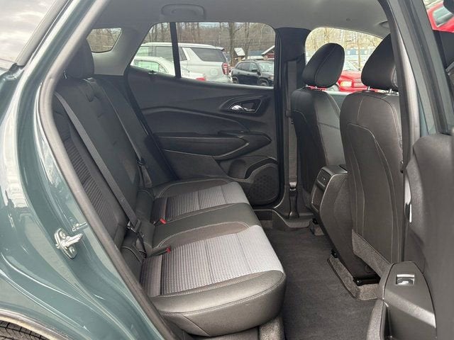 2025 Chevrolet Trax FWD LT