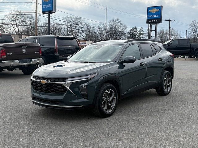 2025 Chevrolet Trax FWD LT