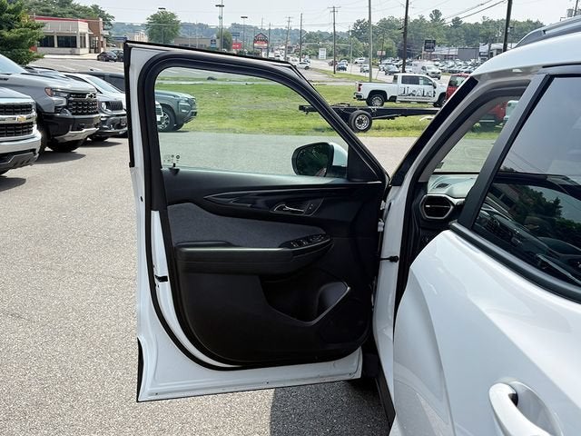 2024 Chevrolet Trailblazer FWD LT