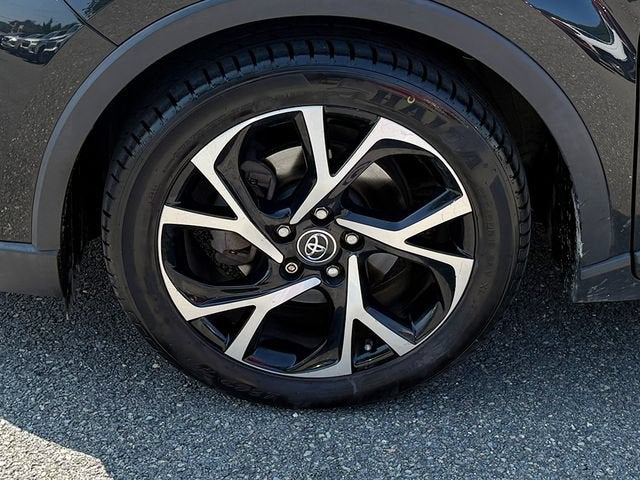 2018 Toyota C-HR XLE Premium - Photo 15