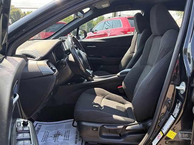 2018 Toyota C-HR XLE Premium - Photo 18