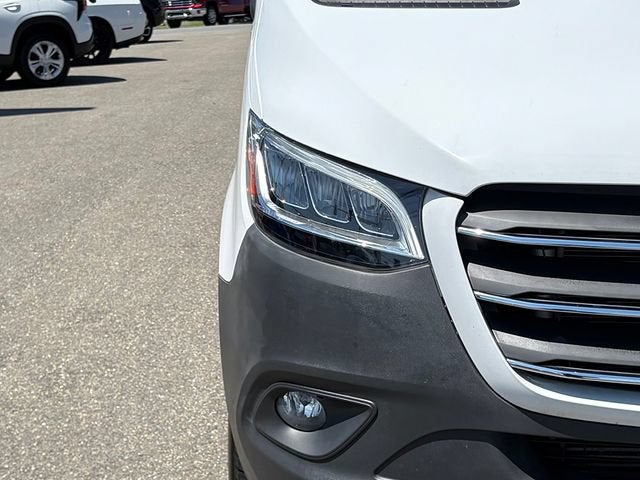 2021 Mercedes-Benz Sprinter 2500 Cargo 144 WB